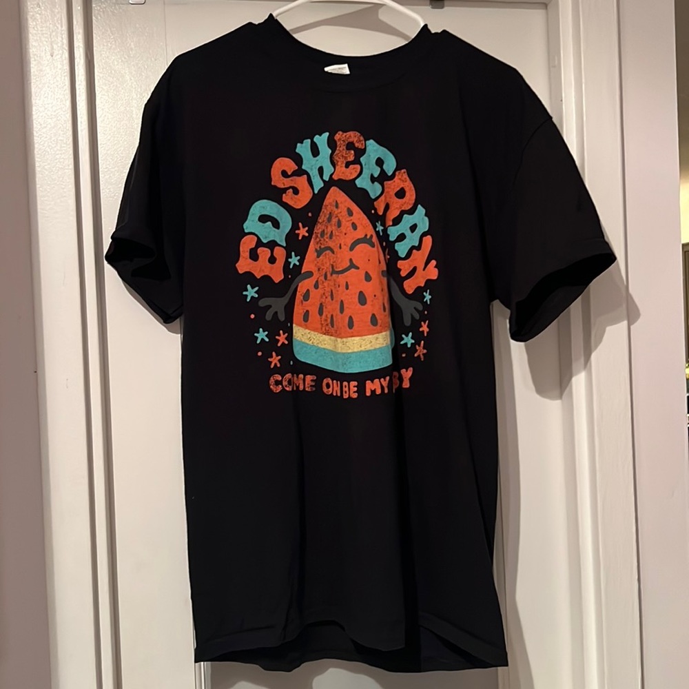 Ed Sheeran “Come On Be My Baby” t-shirt size L
